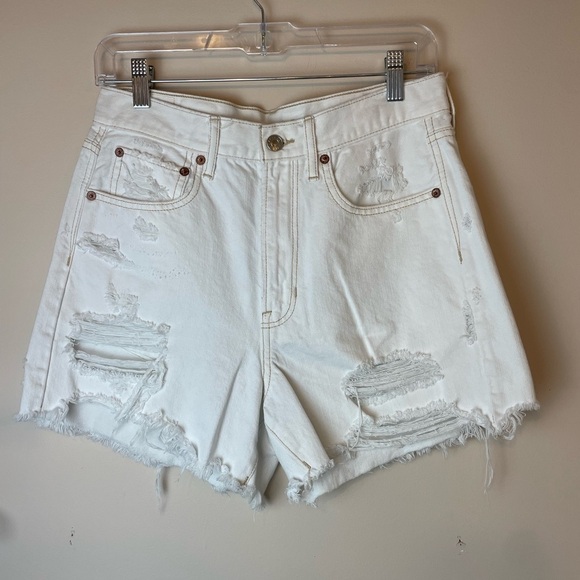 American Eagle Outfitters Pants - American Eagle 90s Boyfriend Shorts White Denim Tan Stitching Size 6 Raw Hem